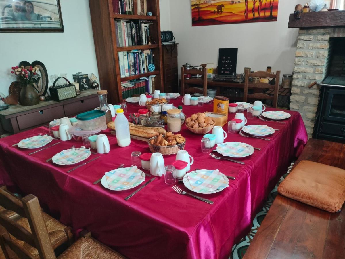 Chez Aurelia - Chambres & Table D'Hotes La Couture-Boussey Buitenkant foto